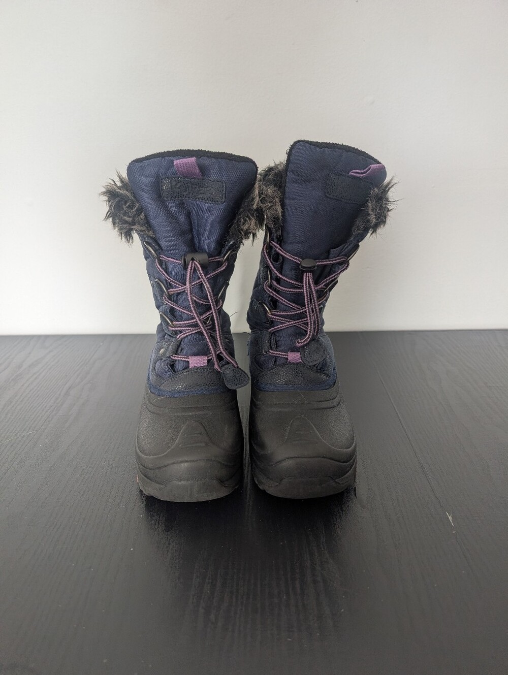 Kuiper Canada Waterproof Winter Boots Size Kids 6 / Women's 7.5 Damaged Liner